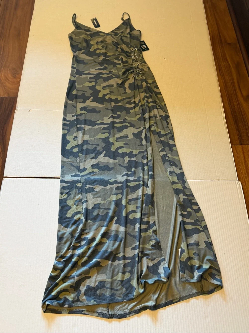 Express Camouflage Ruched Side Maxi Dress NWT Sz-S. B2 - Picture 6 of 11